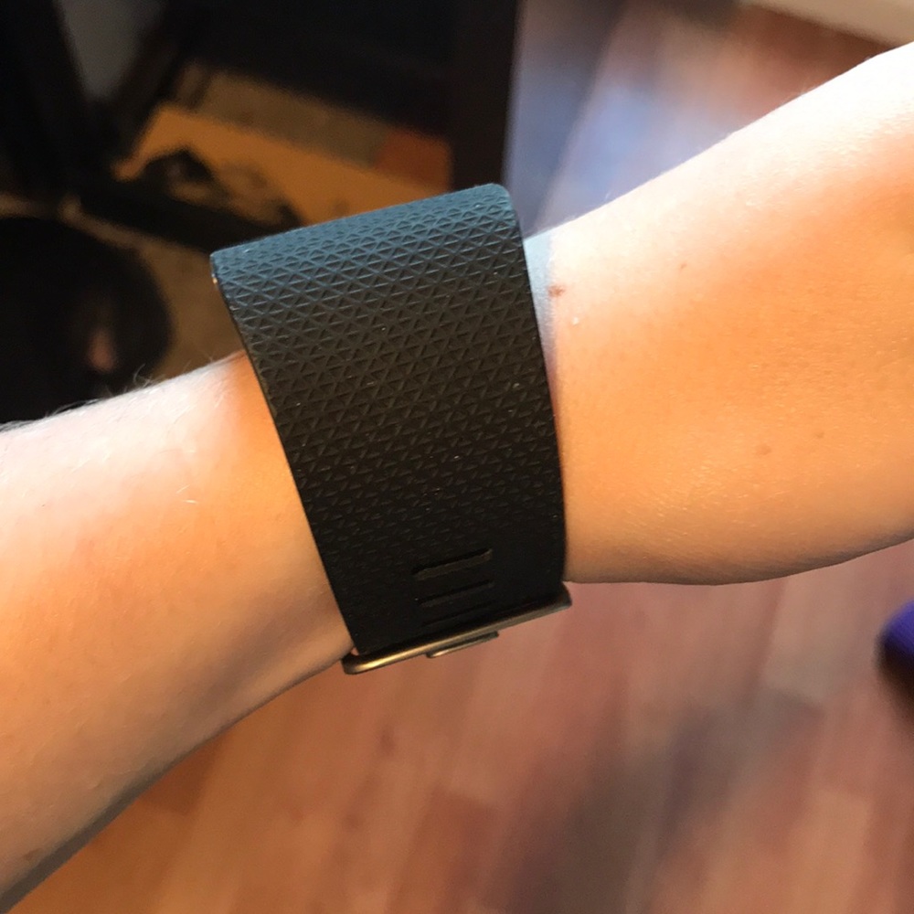 Fitbit Surge - Picture 5 of 8
